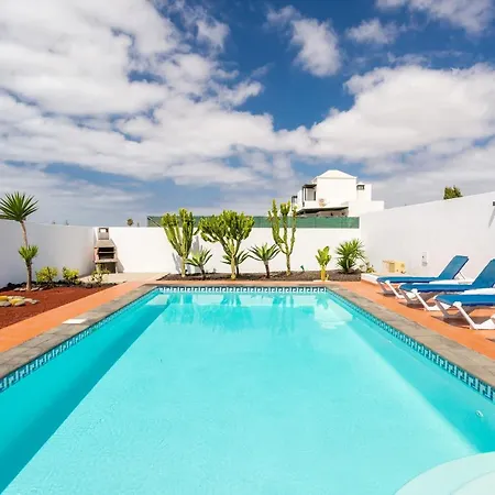 Aqua Playa Blanca *
